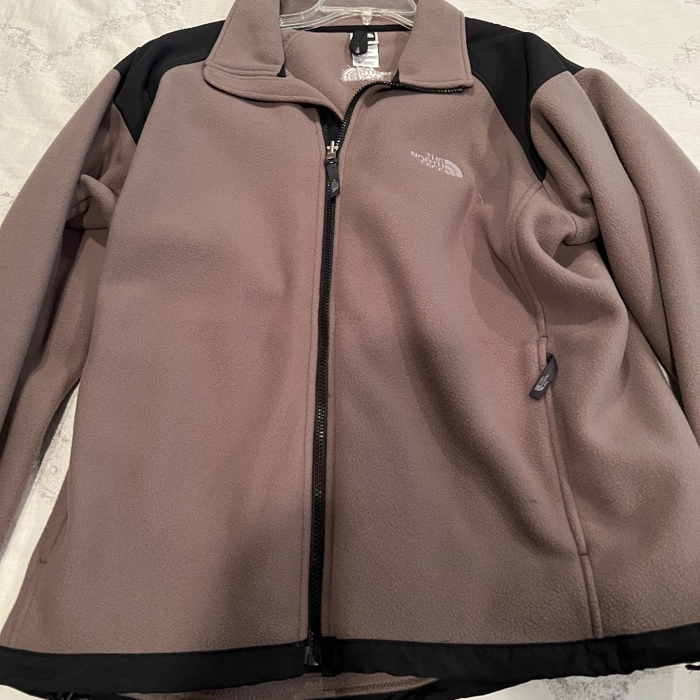 North Face Sweatshirt/Zip Up (Green) - Size Large